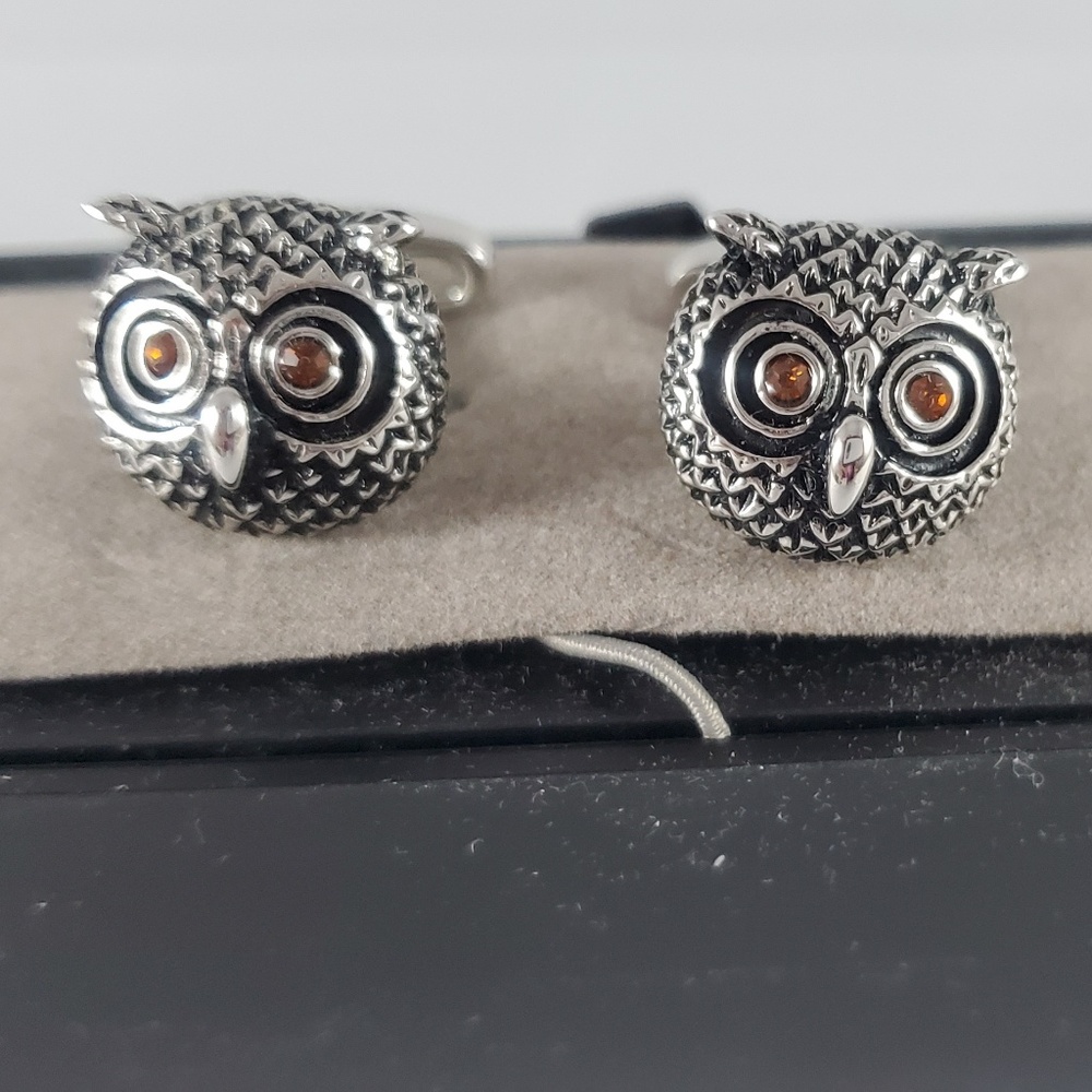 Jos. A Bank Owl silver tone cuff links